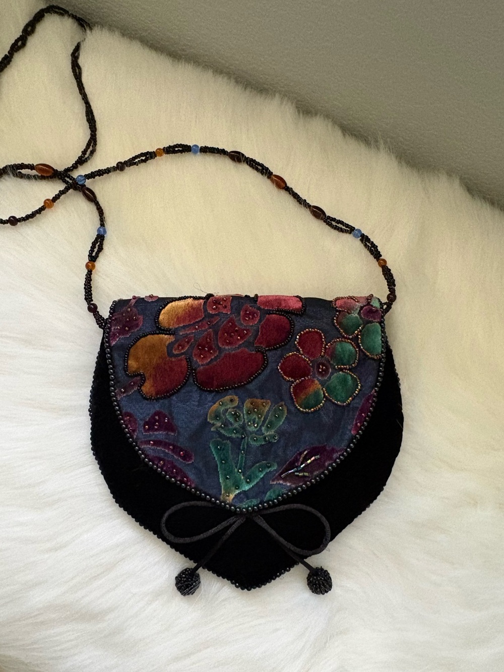 Beaded Velvet Floral Mini Crossbody Purse πΉπ§πΌβ¨